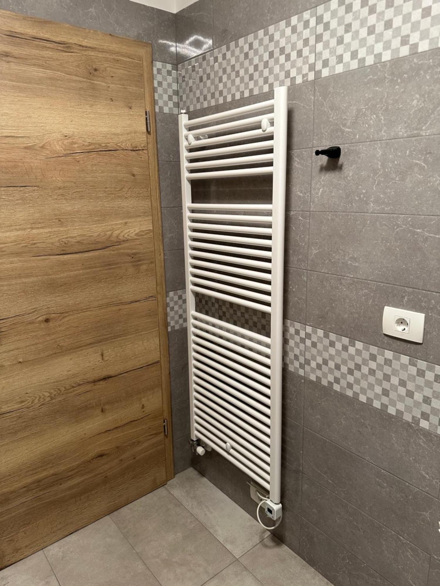 Apartma Anze Samec Dobravlje Exterior foto